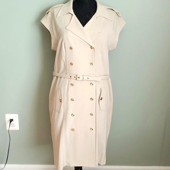Dress Barn Dresses & Skirts - Dress Barn Cream dress Size 14